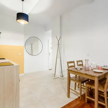 Chill Kopernik Center